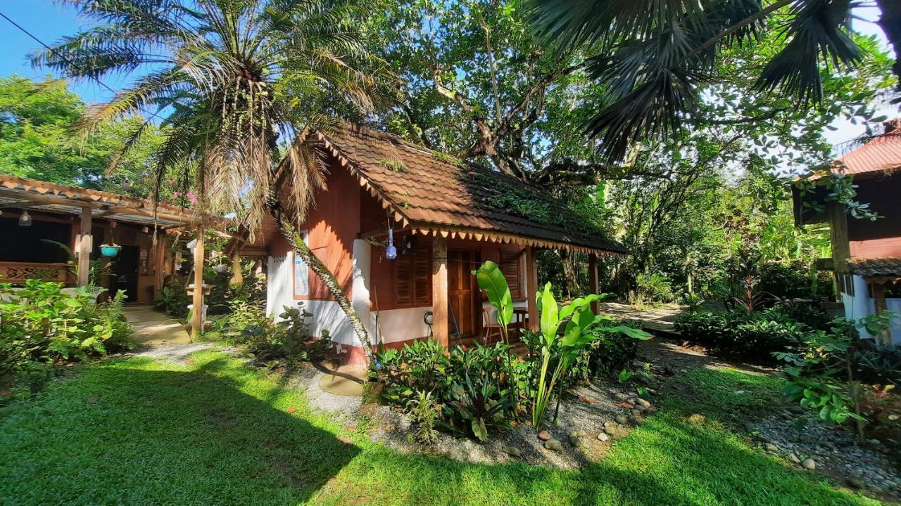 Chalet Y Cabinas Hibiscus Cahuita Exterior foto