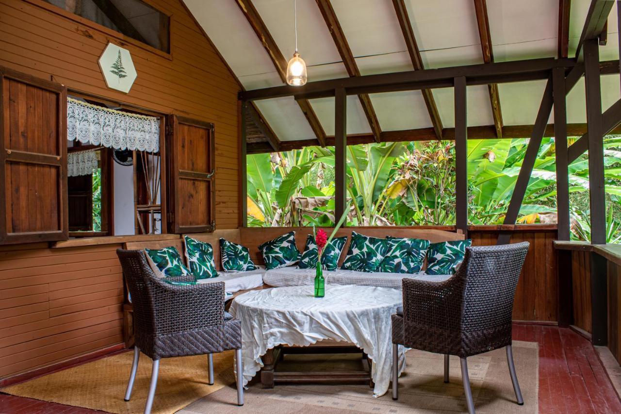 Chalet Y Cabinas Hibiscus Cahuita Exterior foto