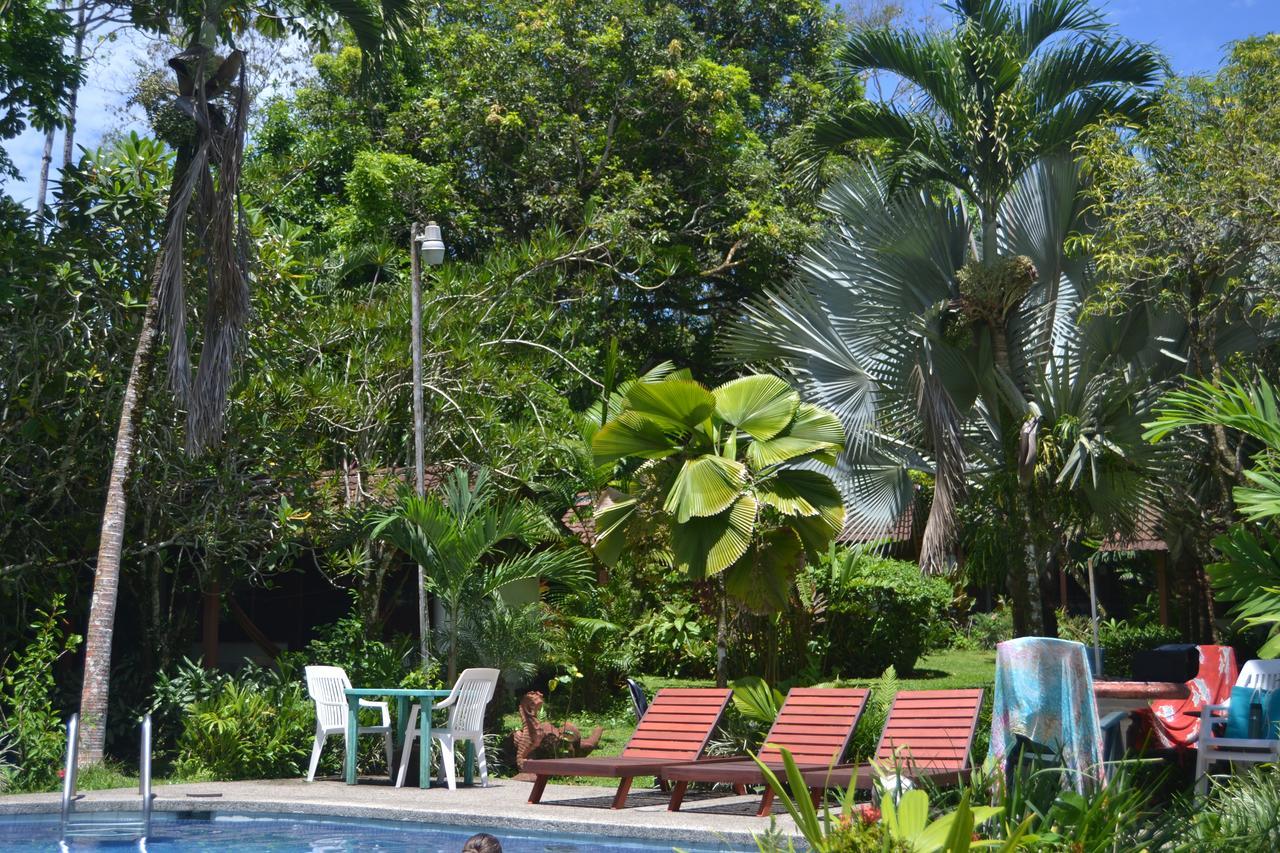 Chalet Y Cabinas Hibiscus Cahuita Exterior foto